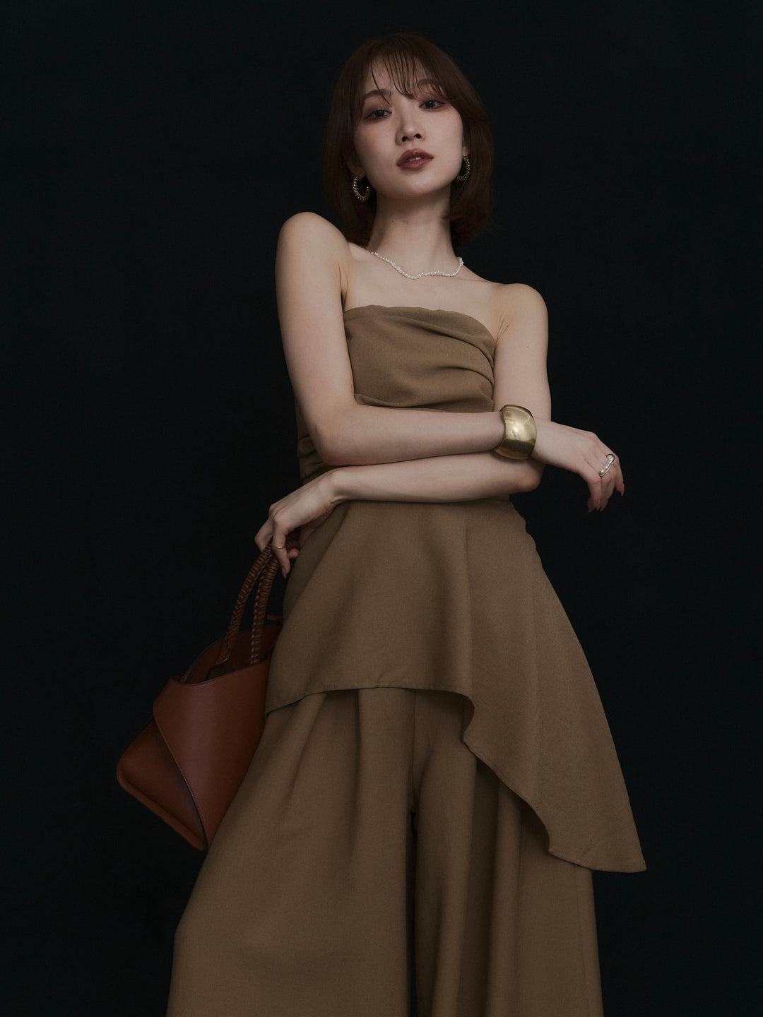 【Allure】[SET]ぺプラムベアトップス＆ワイドパンツSET UP+ぺプラムベアトップス＆ワイドパンツSET UP(2set)