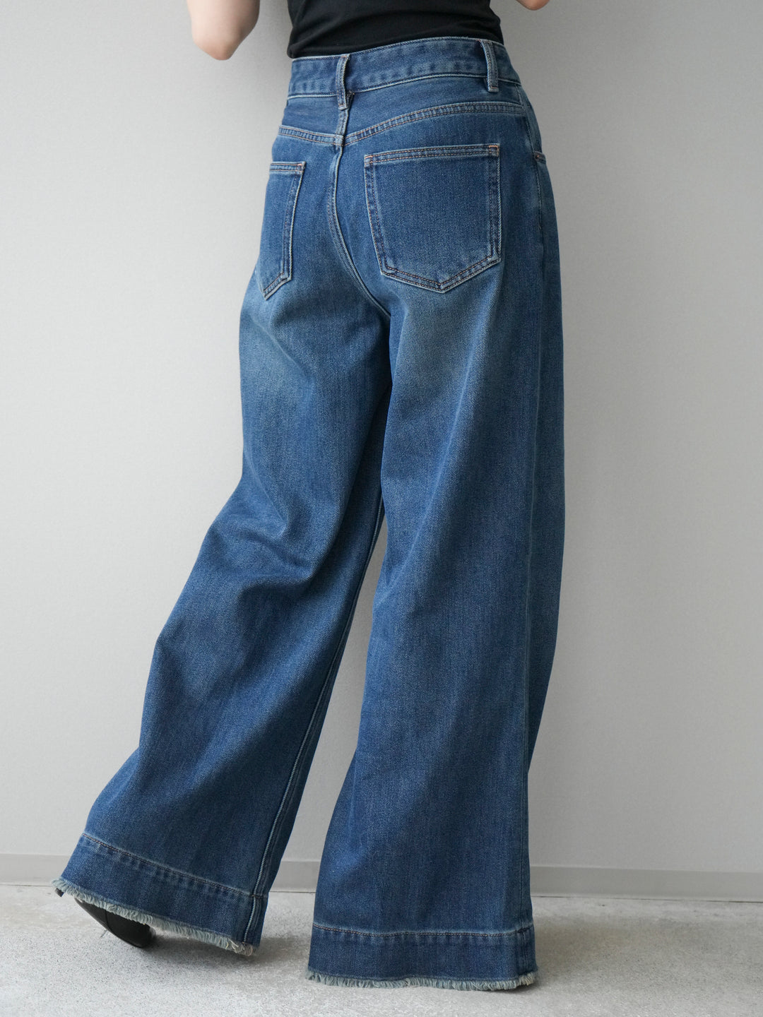 [予約]裏起毛裾フリンジワイドデニムパンツ/darkblue