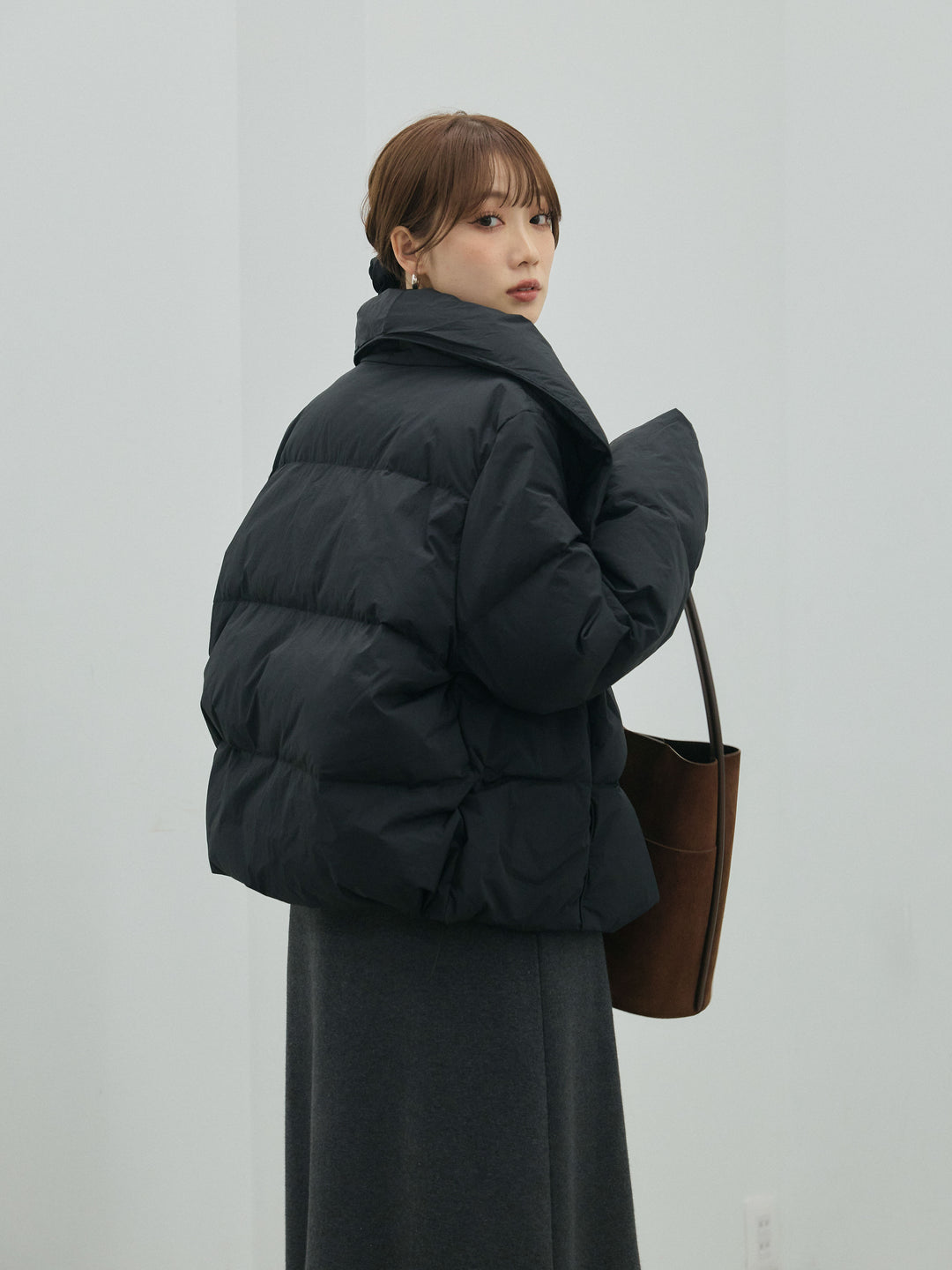 [予約]バックオープンニットワンピース/charcoal