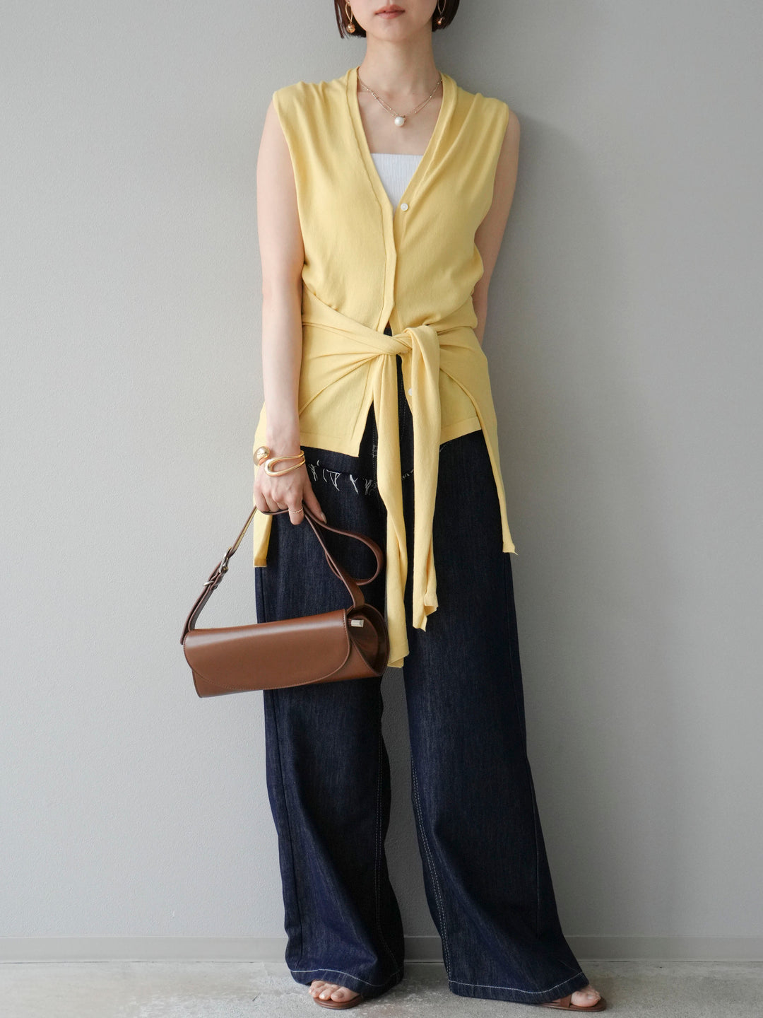 【預購】無袖圍腰針織開襟衫/黃色