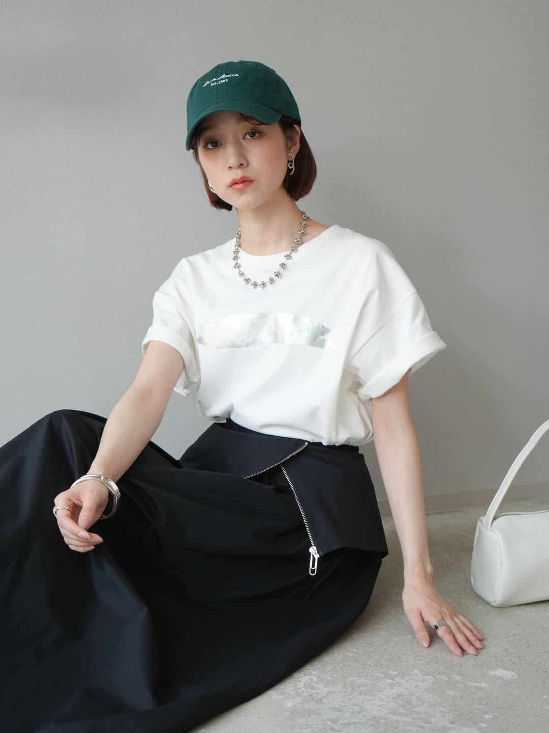 [予約]箔プリントTシャツ/オフシルバー