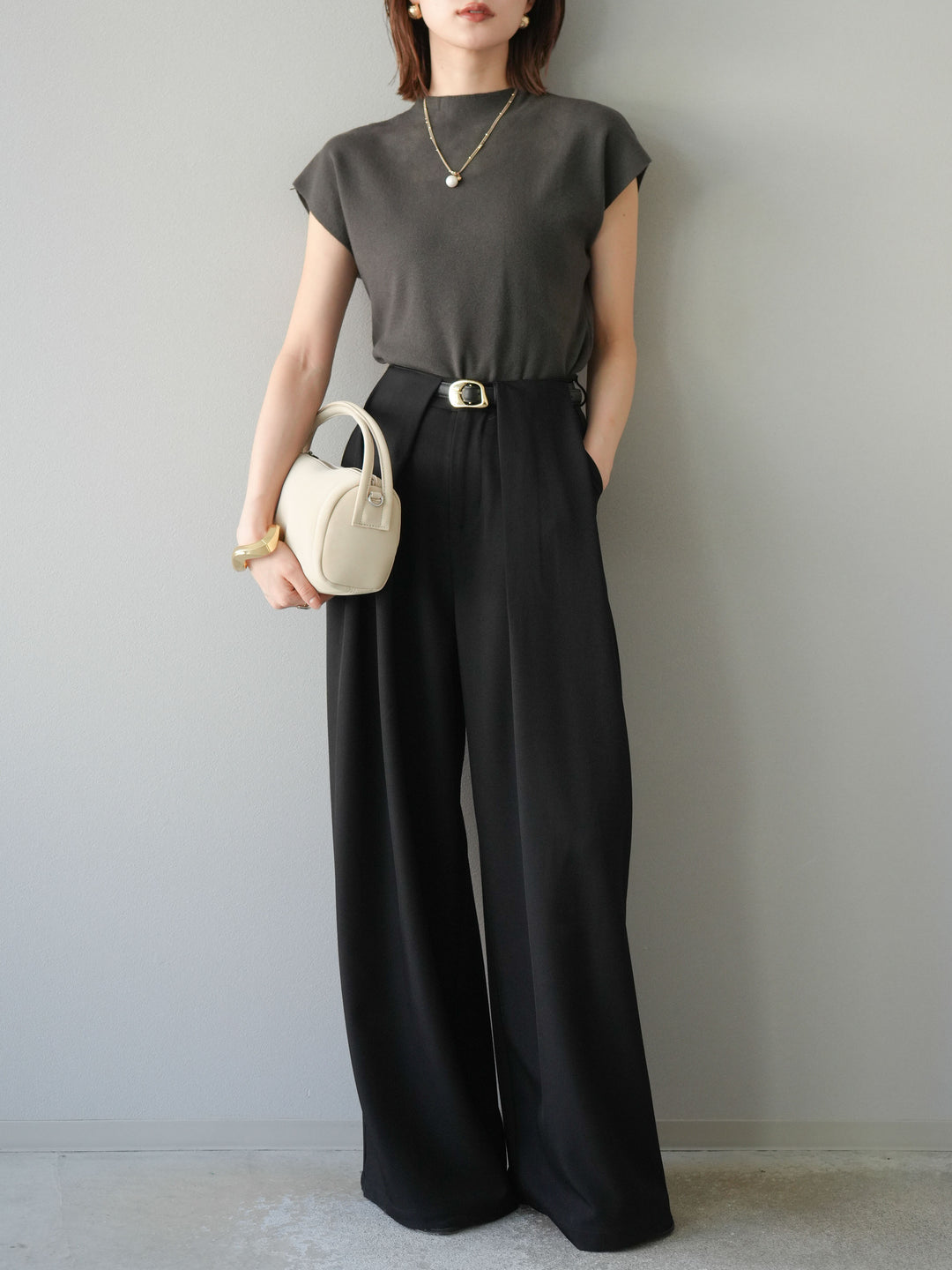 [予約]プチネックフレンチニットトップス/チャコール