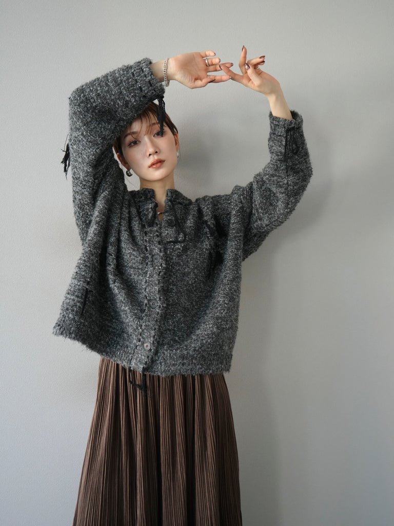 予約]ハンドステッチデザインニットカーディガン/ブラック – Lumier