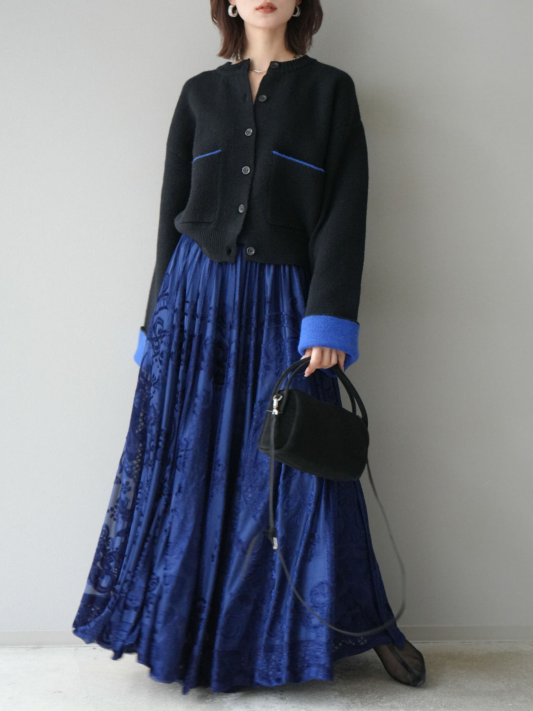 [SET]バイカラーオーバーニットカーディガン+アンティーク柄フロッキーマキシスカート(2set)
