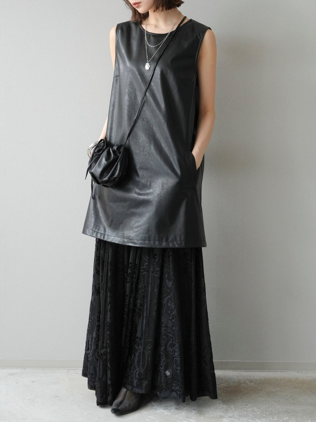 [予約]アンティーク柄フロッキーマキシスカート/ブラック