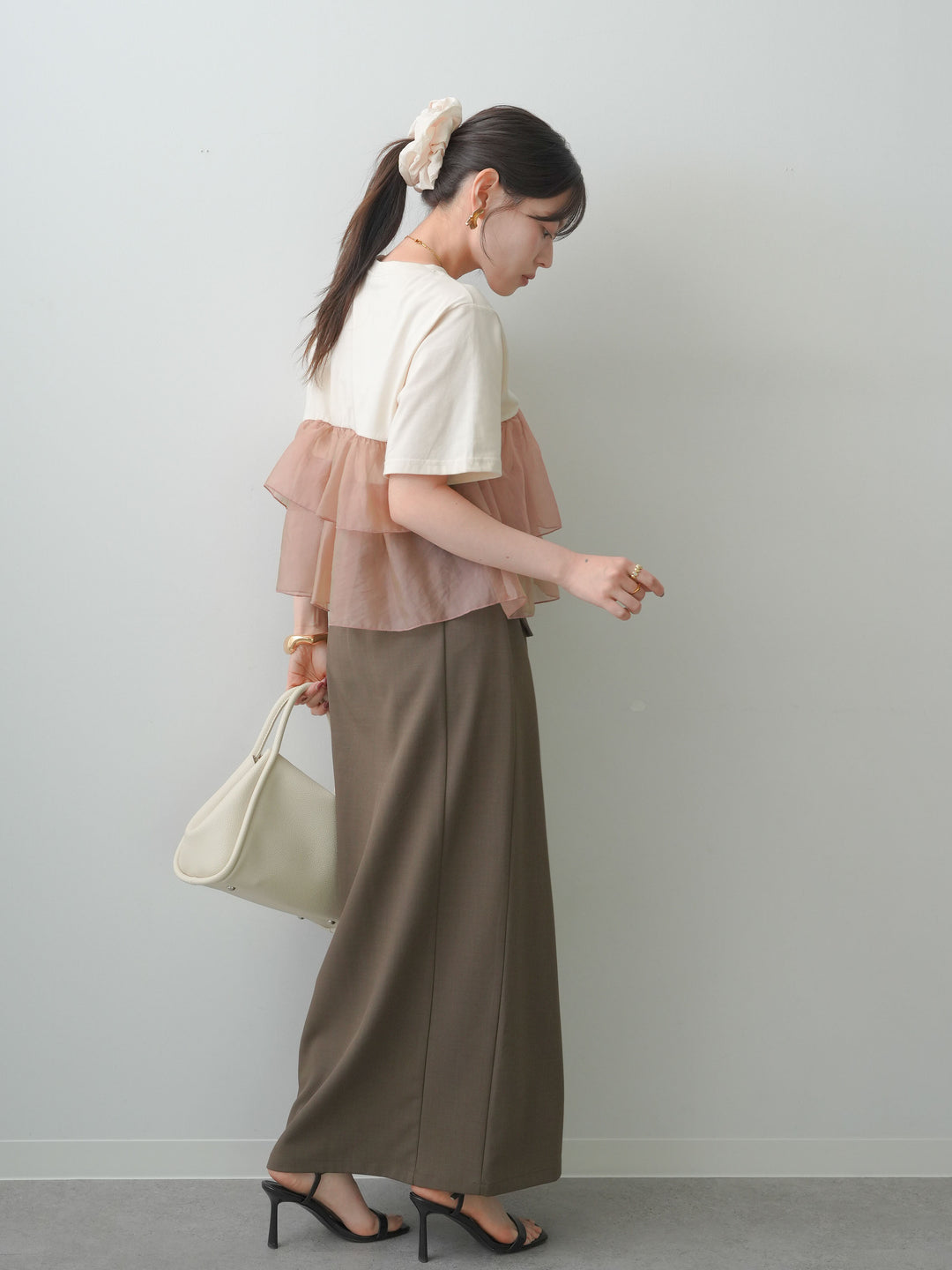 [SET]オーガンジーフリルドッキングTEE+クレープデシンフラップ付きストレートスカート(2set)