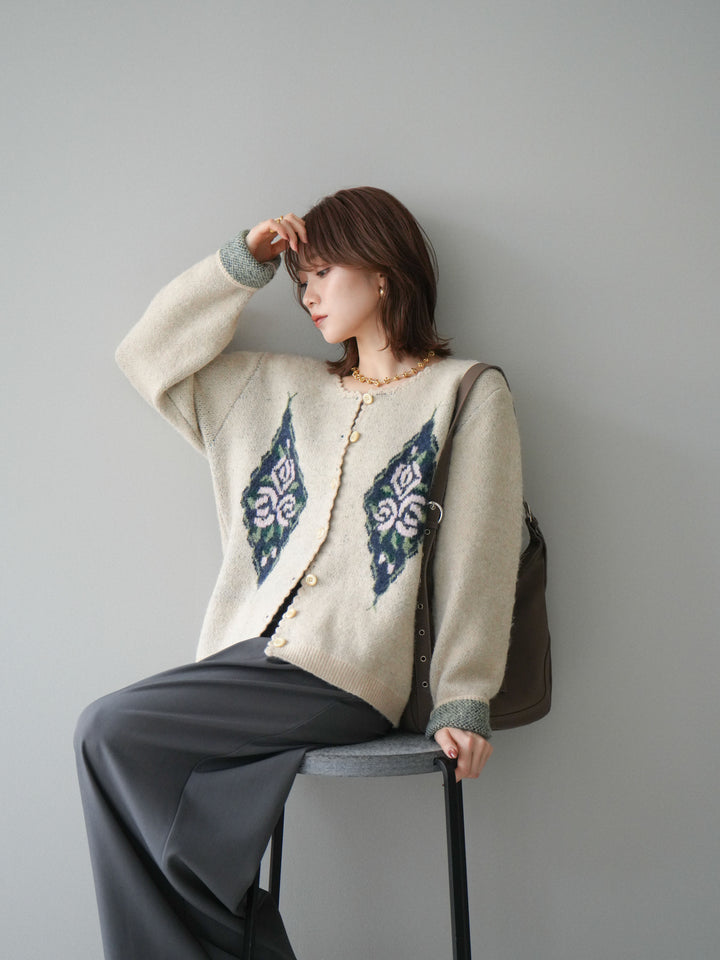 [予約]アンティークフラワージャガードニットカーディガン/ivory