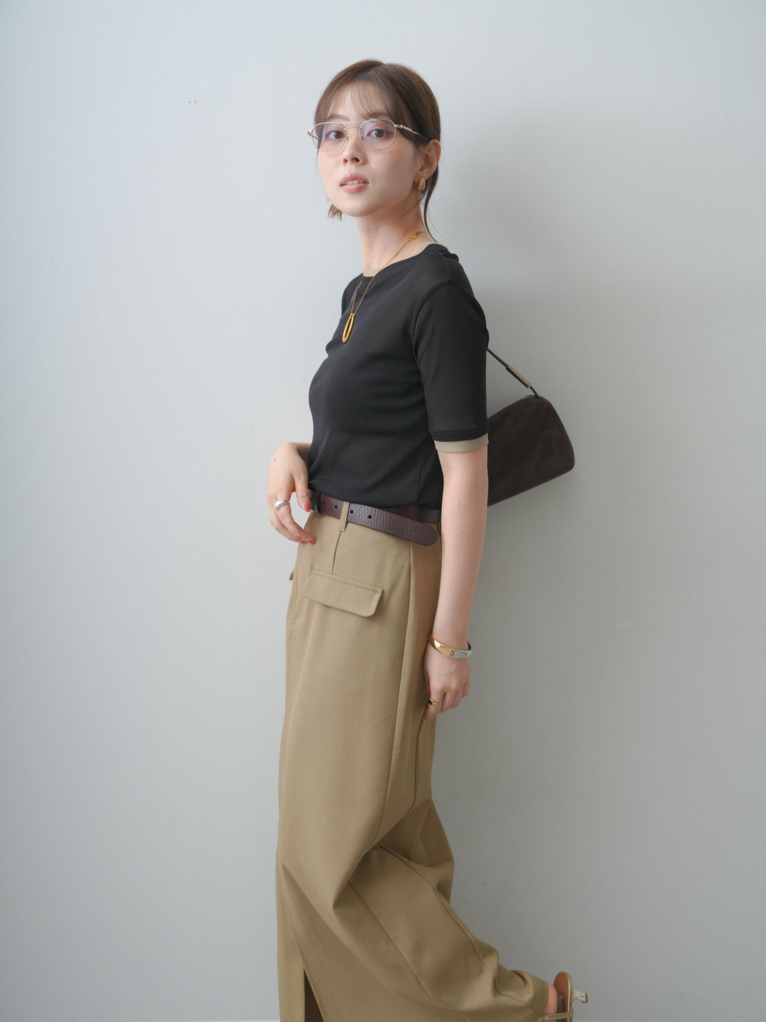 [SET]トリムレイヤードシアー半袖トップス+クレープデシンフラップ付きストレートスカート(2set)
