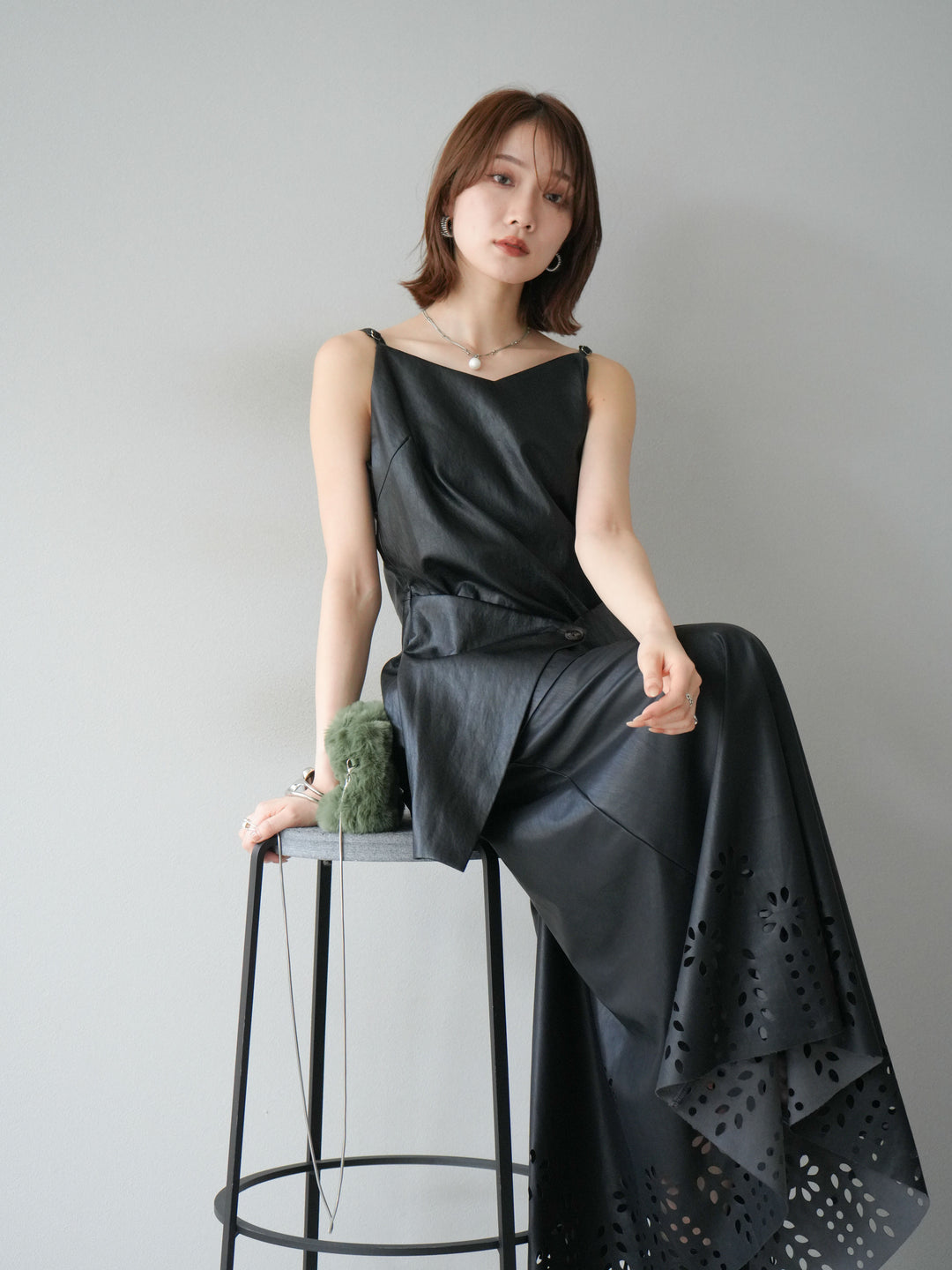 [予約]レイヤードレザーキャミソールチュニック/ブラック