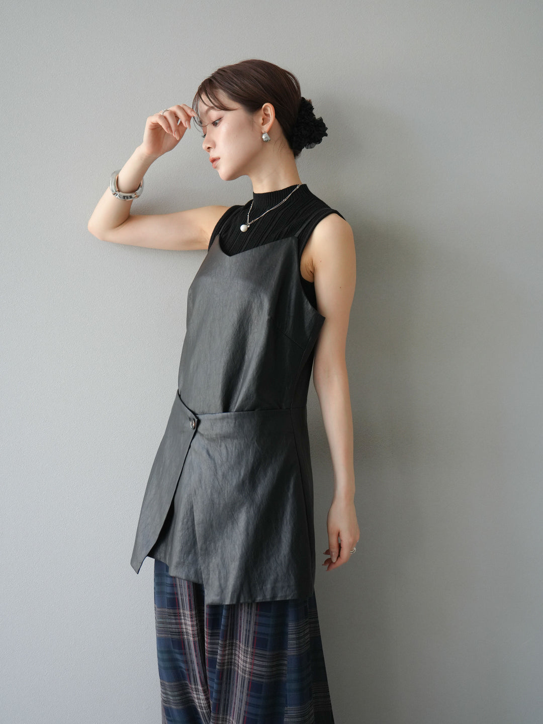 [予約]レイヤードレザーキャミソールチュニック/ブラック