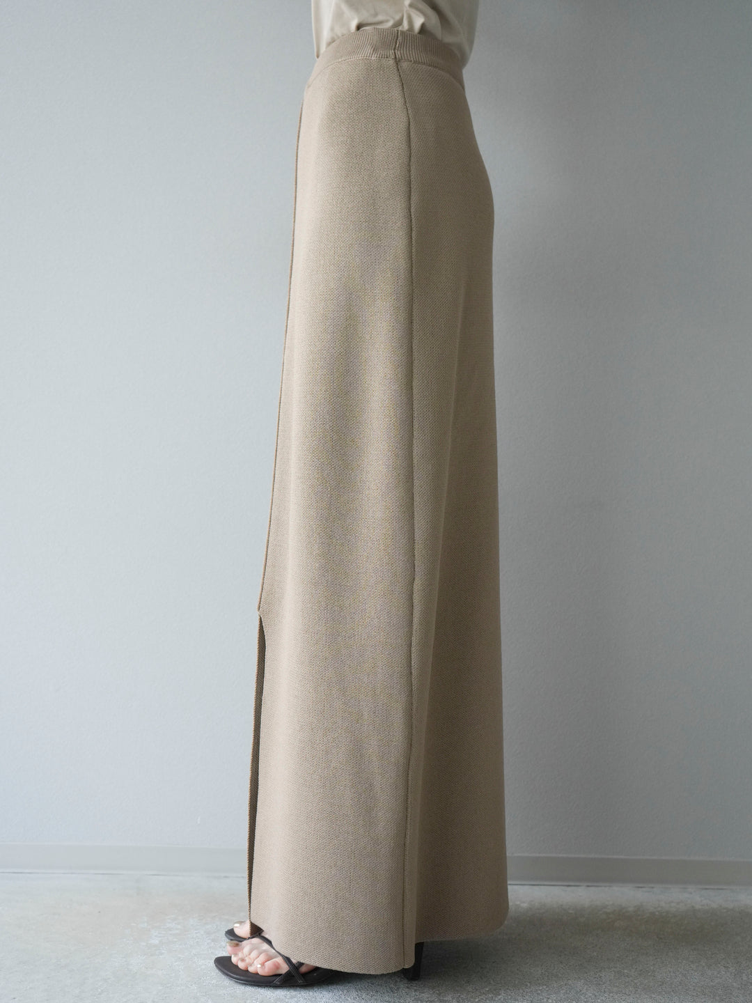 [予約]レーヨンポリIラインニットスカート/ベージュ