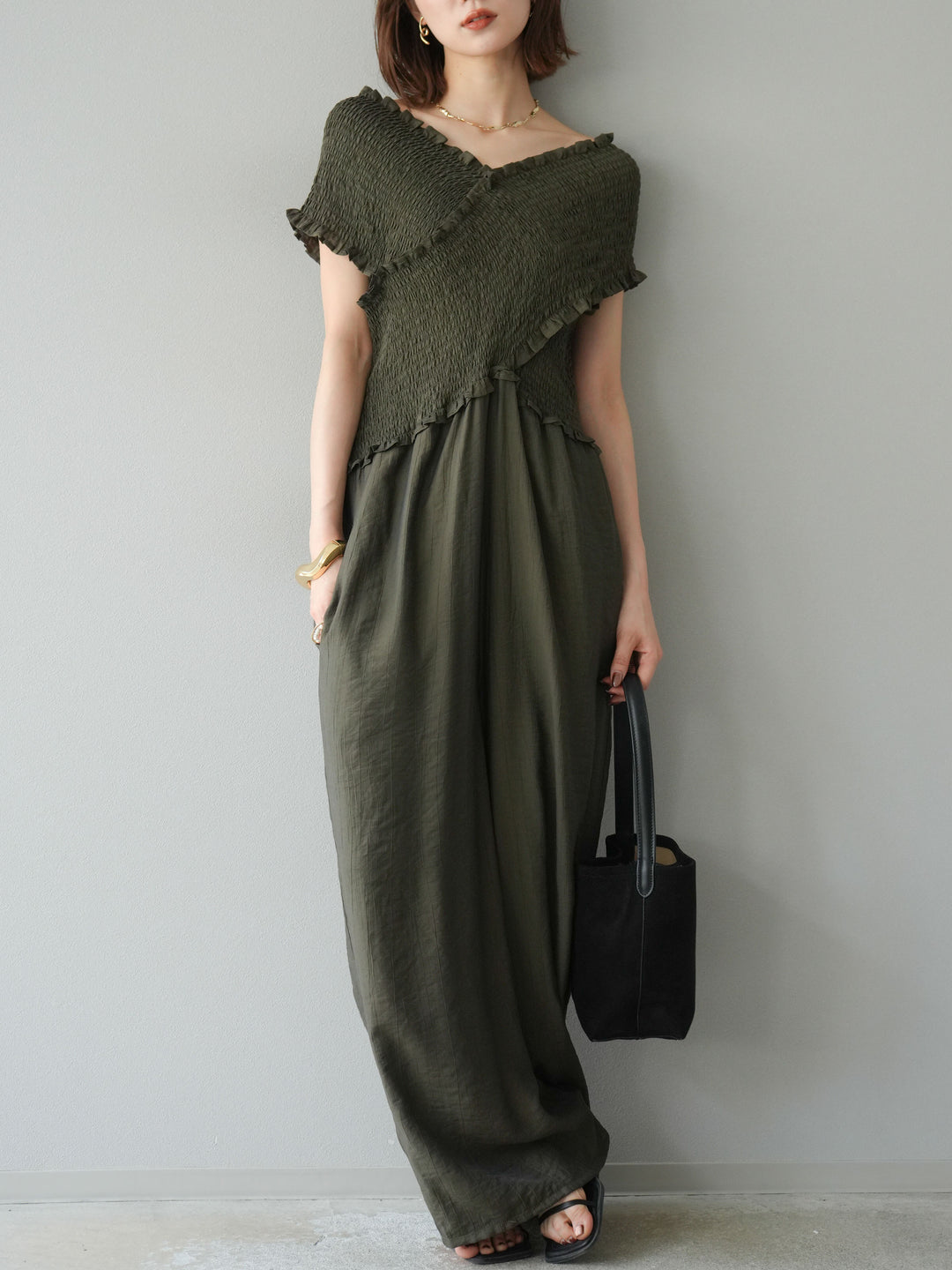 [予約]シャーリングクロスサロペット/カーキ