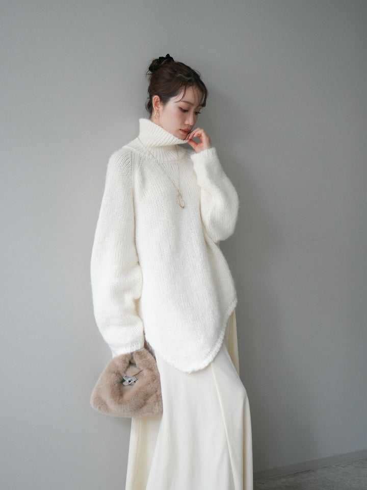 [予約]アシンメトリーハイネックニットプルオーバー/beige