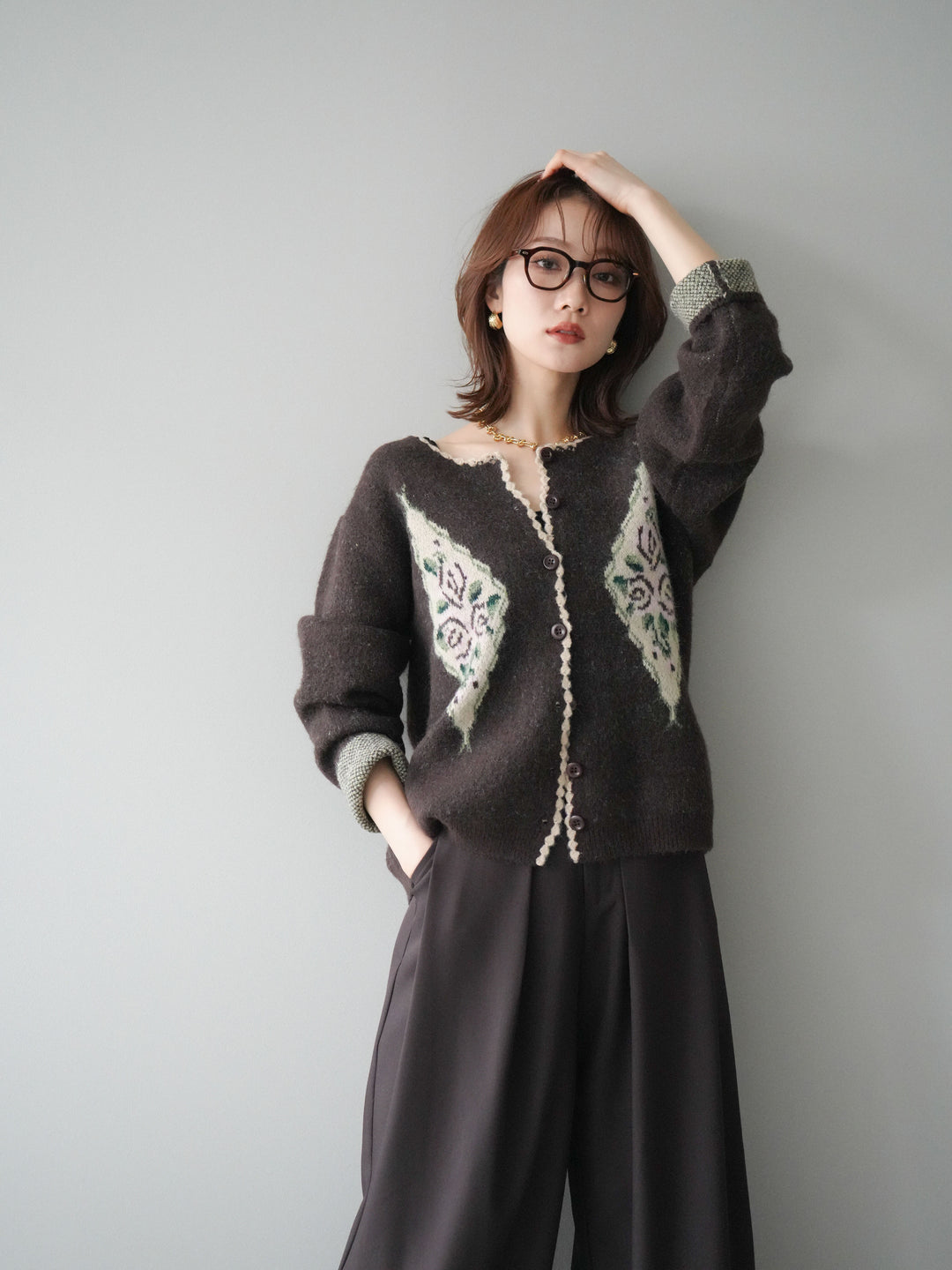 [予約]アンティークフラワージャガードニットカーディガン/brown