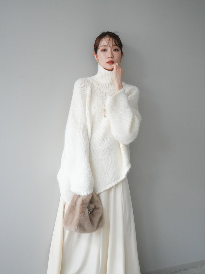 [予約]アシンメトリーハイネックニットプルオーバー/beige