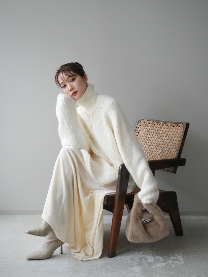 [予約]アシンメトリーハイネックニットプルオーバー/beige