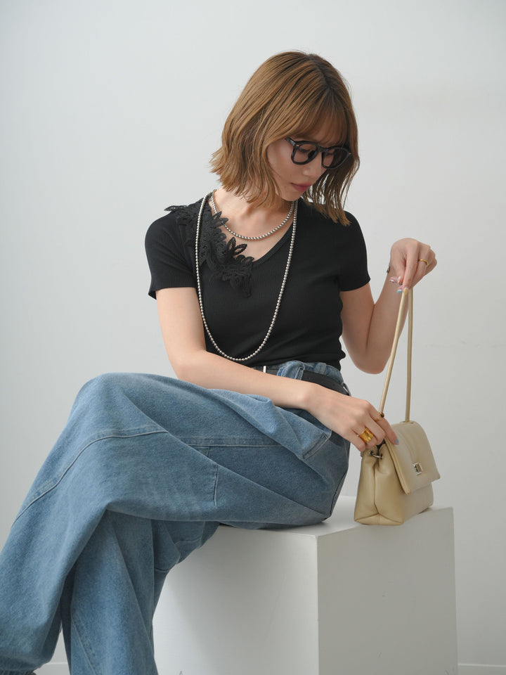 [予約]アシメフラワーレースVネック半袖ニットトップス/black