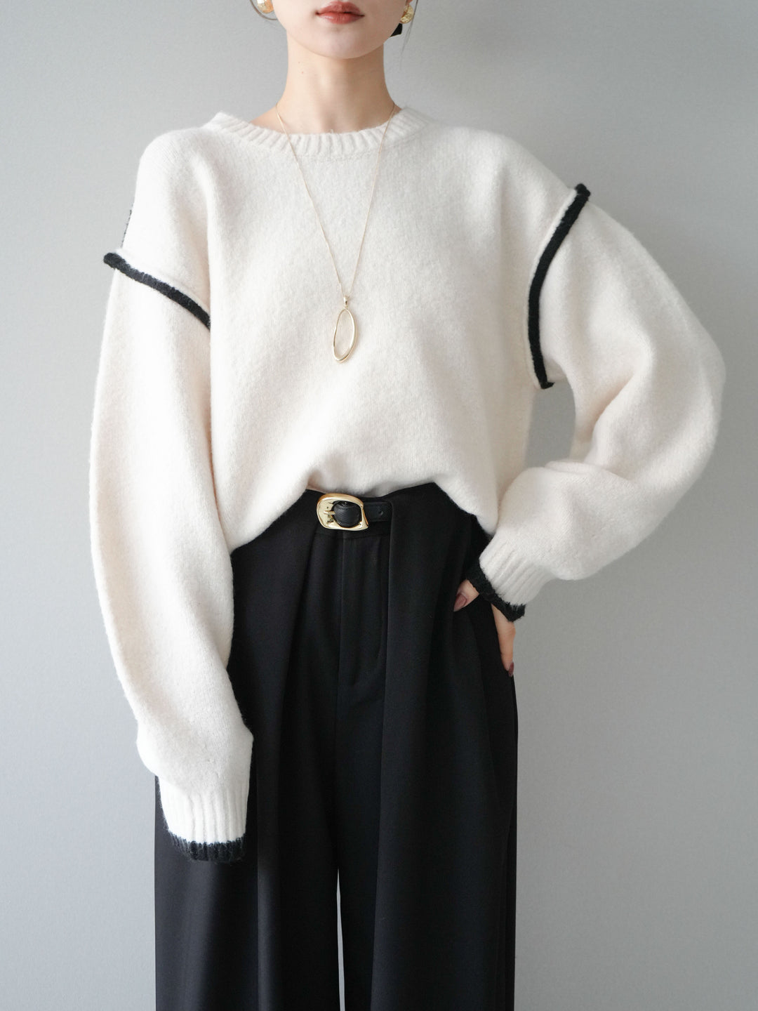 [予約]バイカラーパイピングニットプルオーバー/ivory