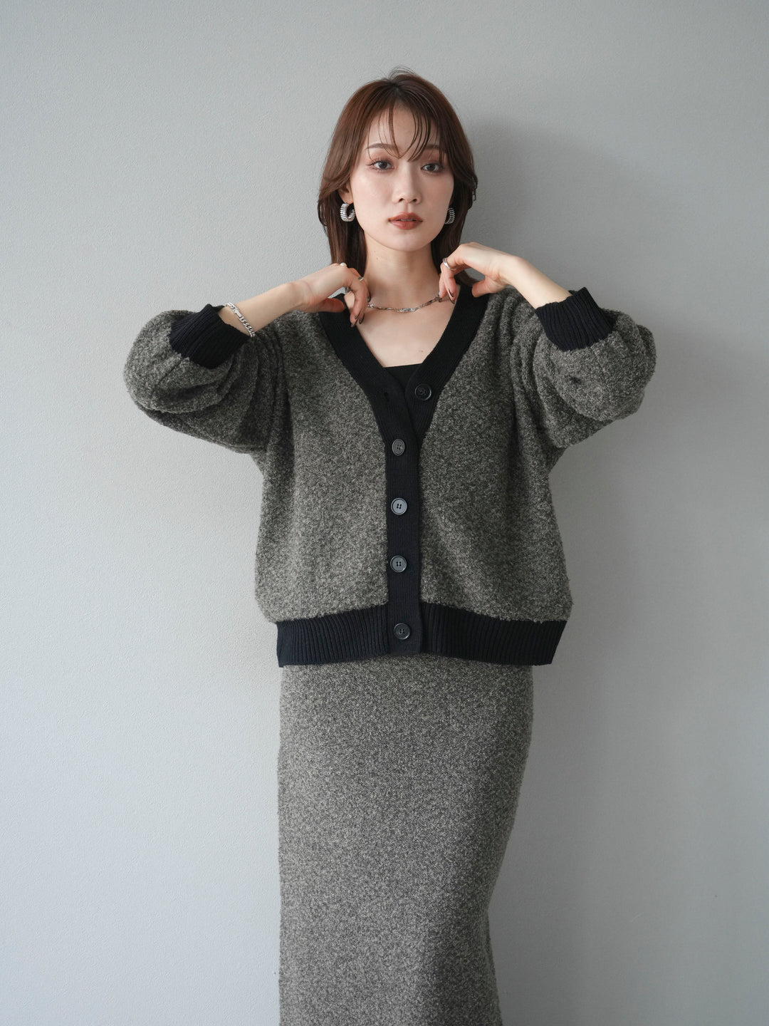 [予約]ブークレバイカラーニットカーディガン/charcoal