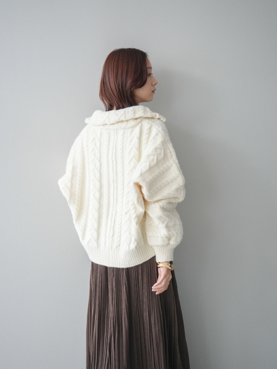 [SET]ケーブル編みハイネックZIPニットカーディガン+裾レーススウェードプリーツマキシスカート(2set)