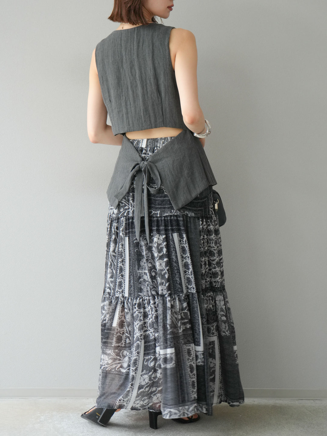 [SET]リネンタッチバックオープンベスト＆ニュアンス柄マキシスカートSET UP(2set)