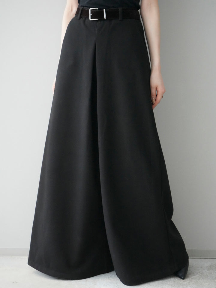 [予約]ベルト付きフロントタックワイドパンツ/black