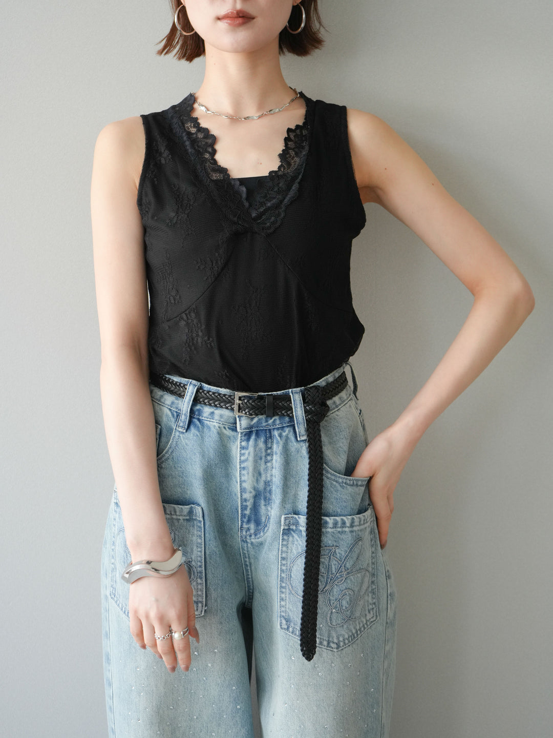 [予約]シアーストレッチレースノースリーブトップス/black