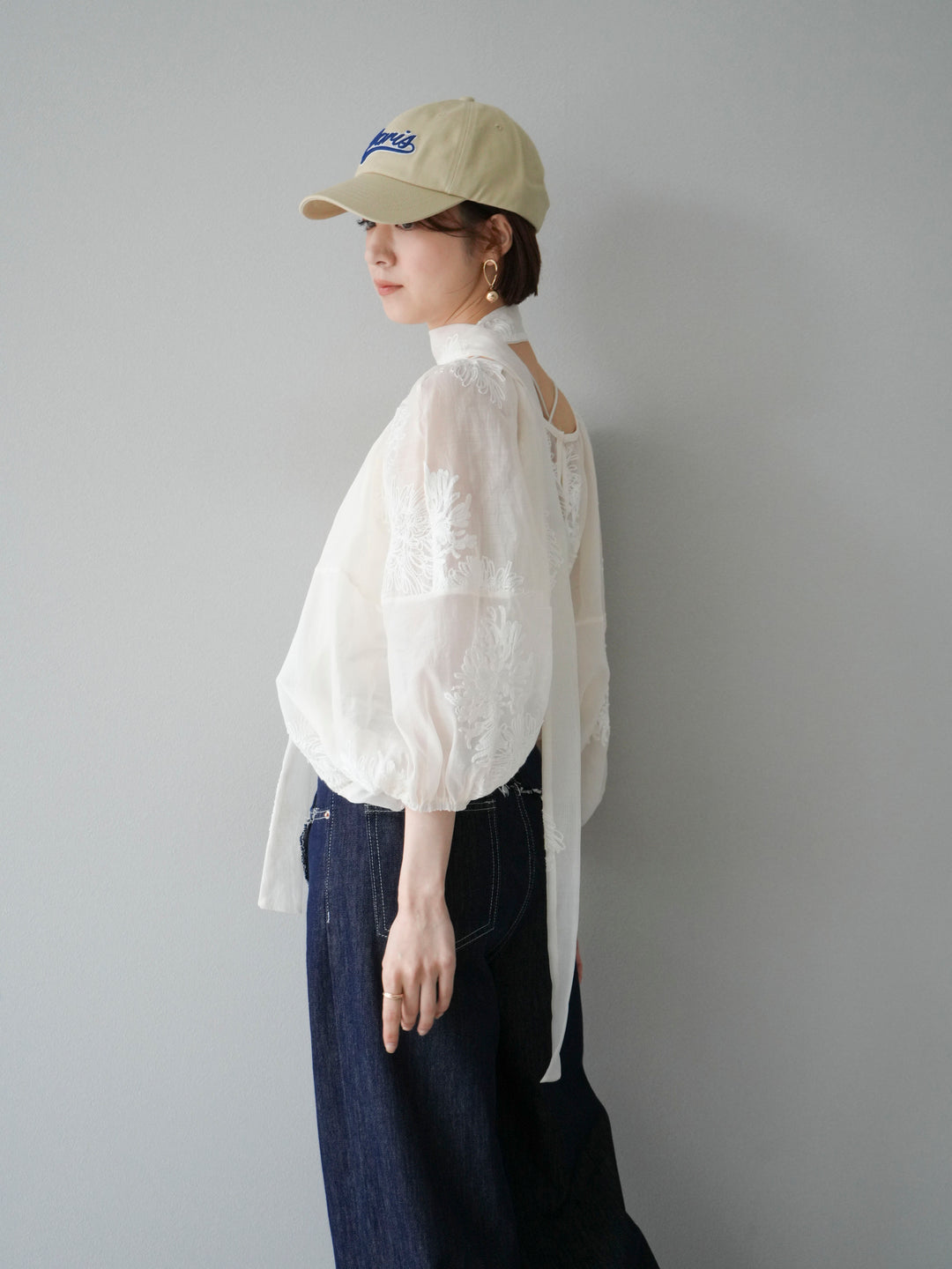 [予約]刺繍シアーバルーンスリーブブラウス/アイボリー