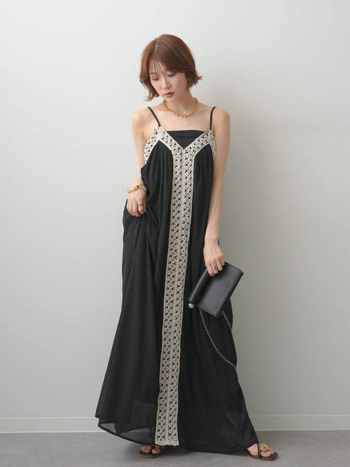 [予約]センタークロシェレースキャミワンピース/black