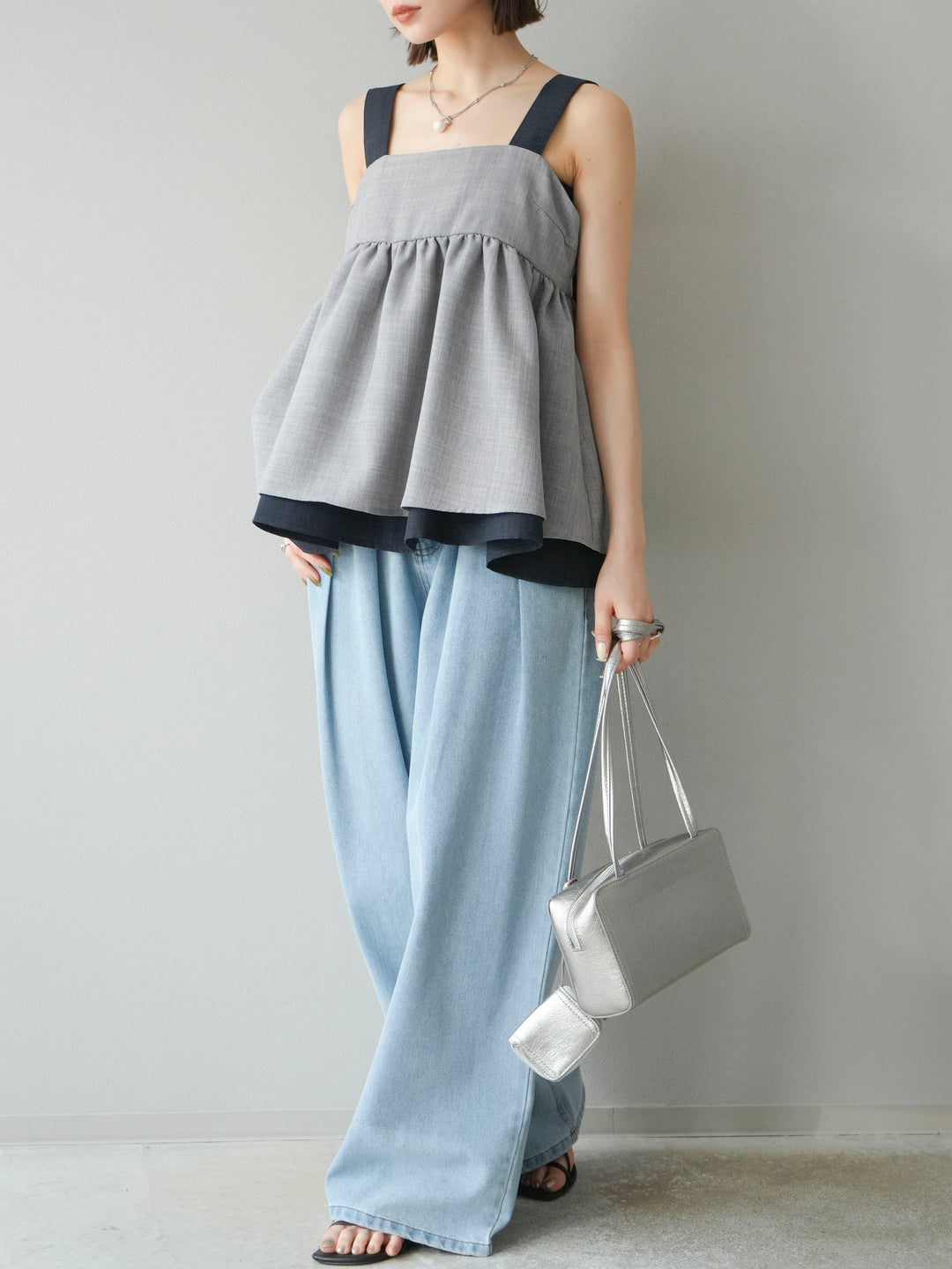 【預購】雙褶寬牛仔褲/漂白