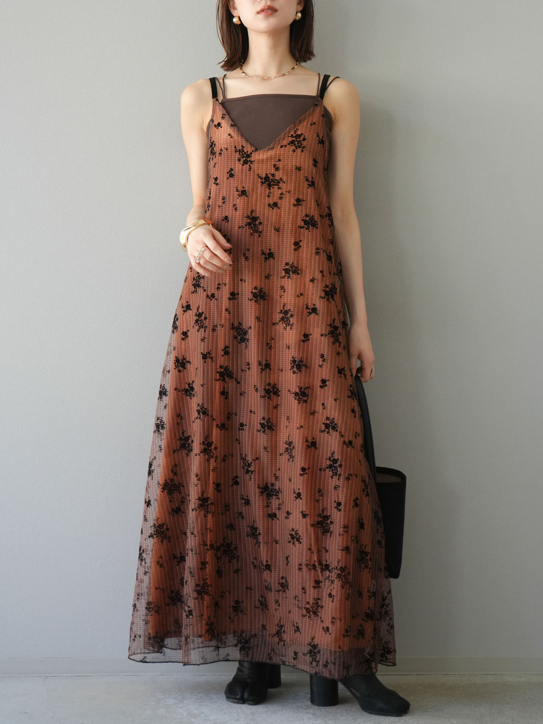 [SET]フロッキーチュールレイヤードベロアキャミワンピース+カップ付きバッククロスキャミソール(2set)