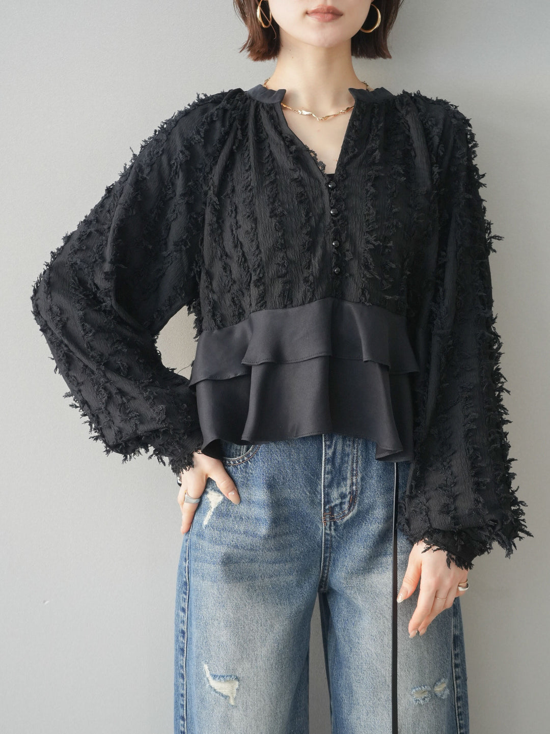 [SET]ジャガードぺプラムフリルブラウス+ジャガードぺプラムフリルブラウス(2set)