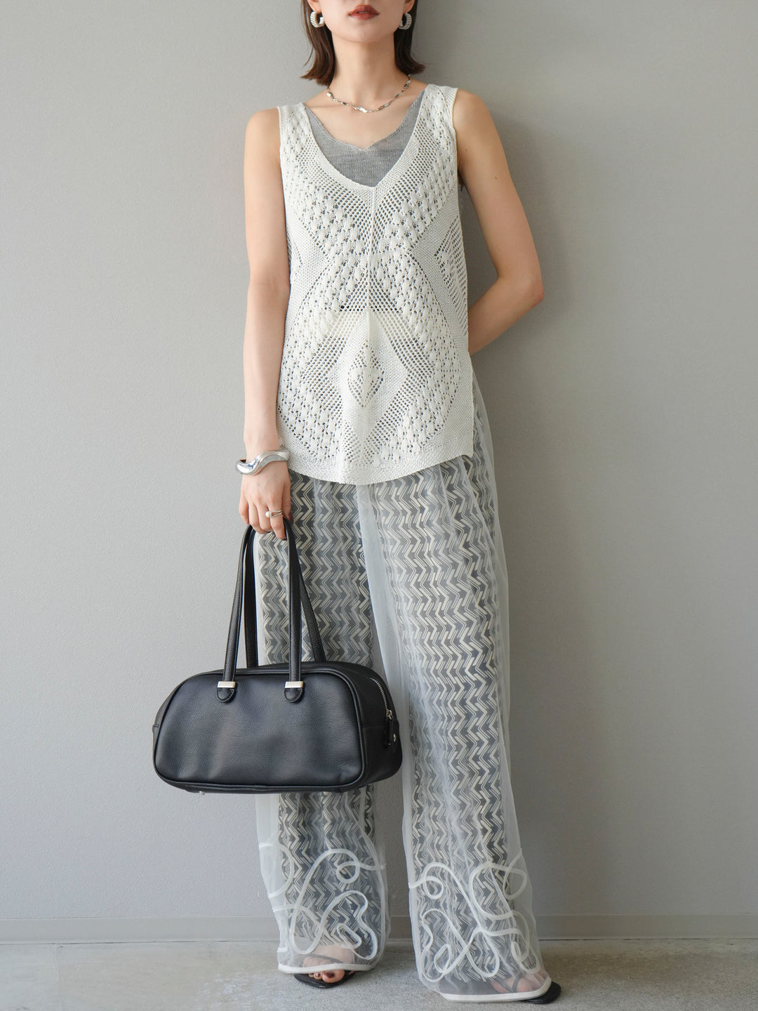 [予約]レーヨンフレックススラブウェーブ柄ストレートパンツ/ブラック