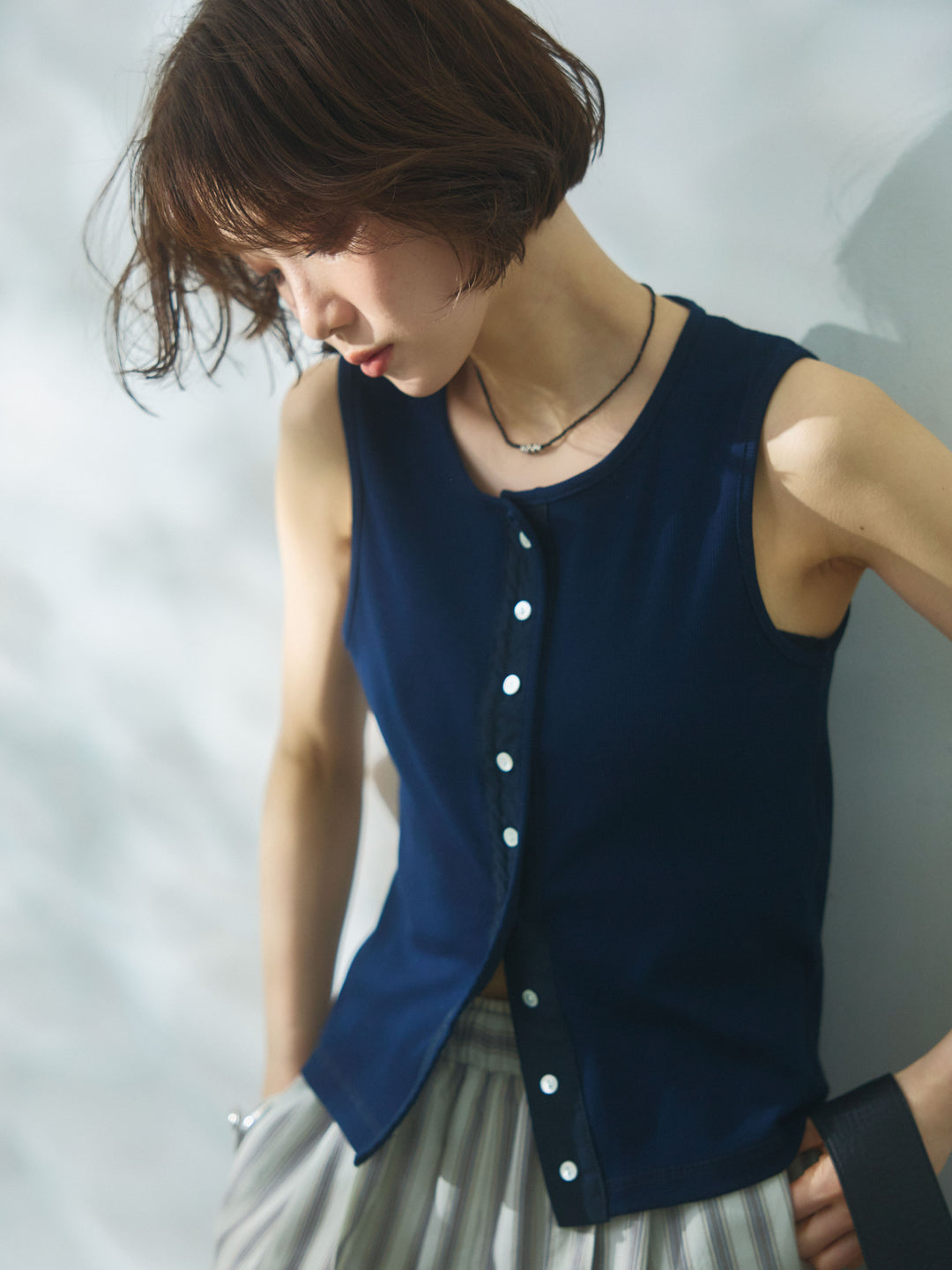 [予約]フロントボタンテレコリブタンクトップ/navy
