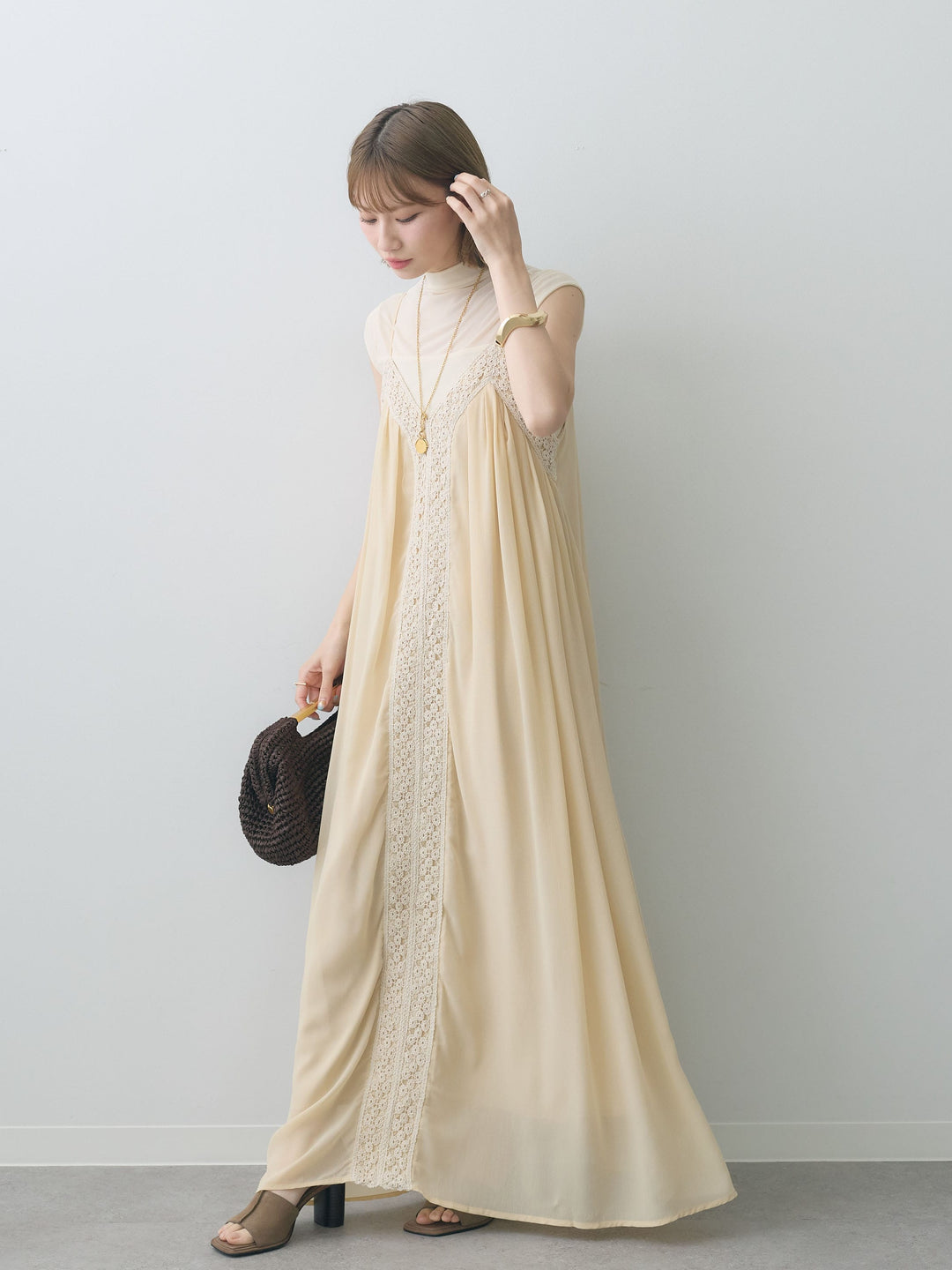 [SET]センタークロシェレースキャミワンピース+シアー切替ストレッチトップス(2set)