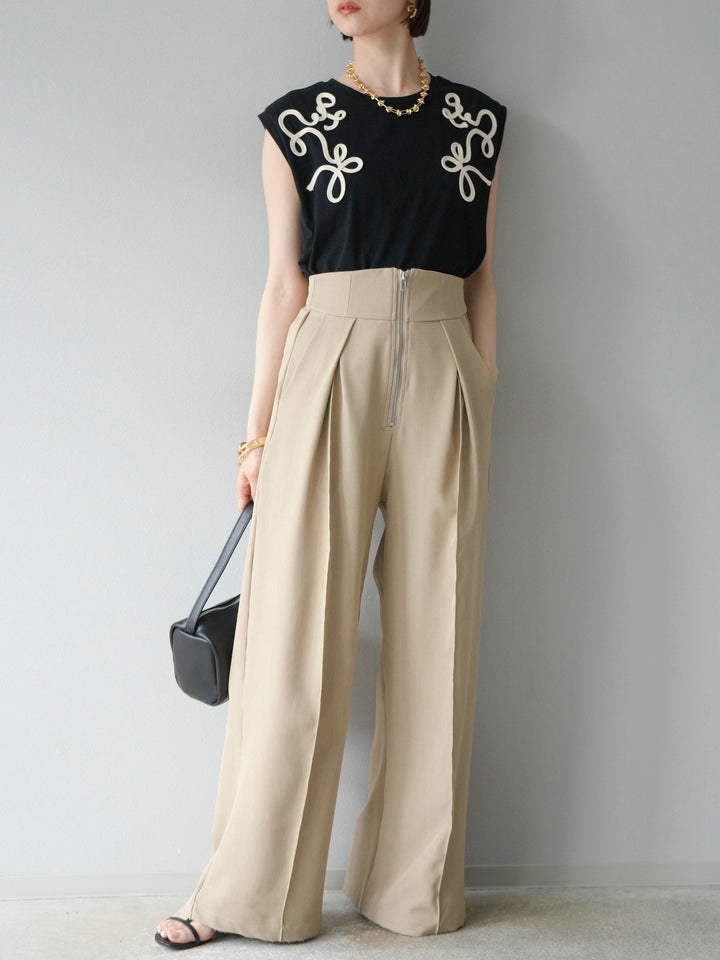 [SET]コード刺繍フレンチスリーブTシャツ+選べるアクセセット(2set)