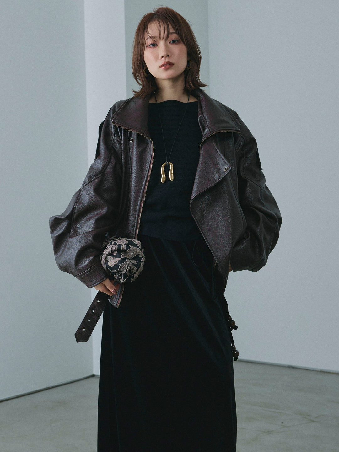 【Allure】[SET]スタンドカラーレザーブルゾン+ベロアナロースカート(2set)