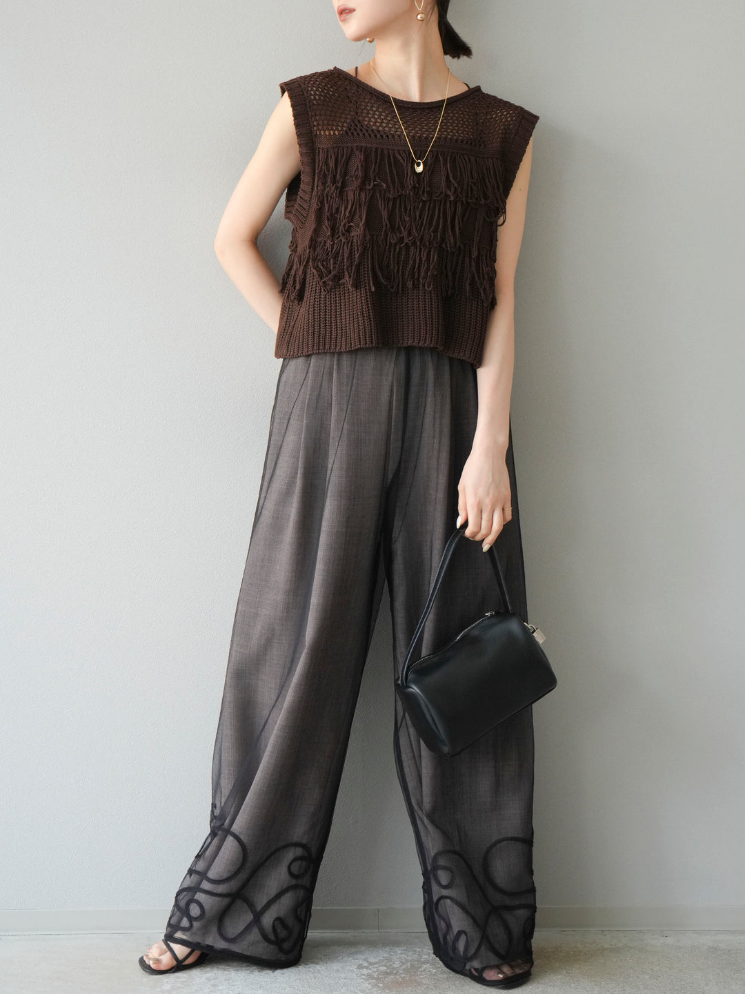 [SET]透かし編みフリンジニットトップス+コード刺繍チュールレイヤードパンツ(2set)