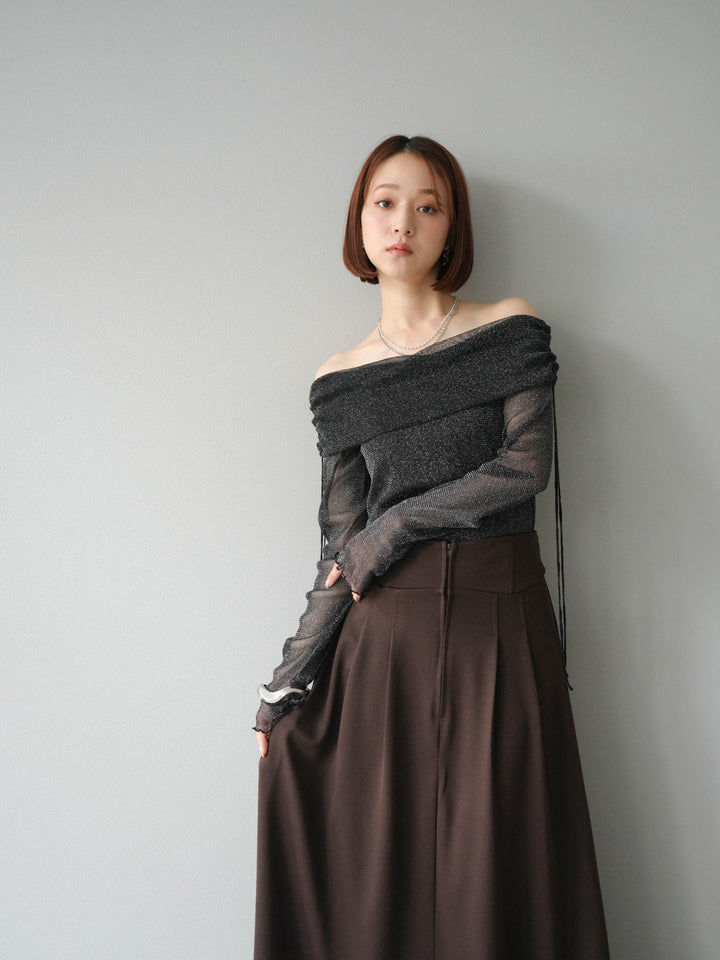 [予約]ラメシアーウィンガーホールオフショルトップス/ブラック