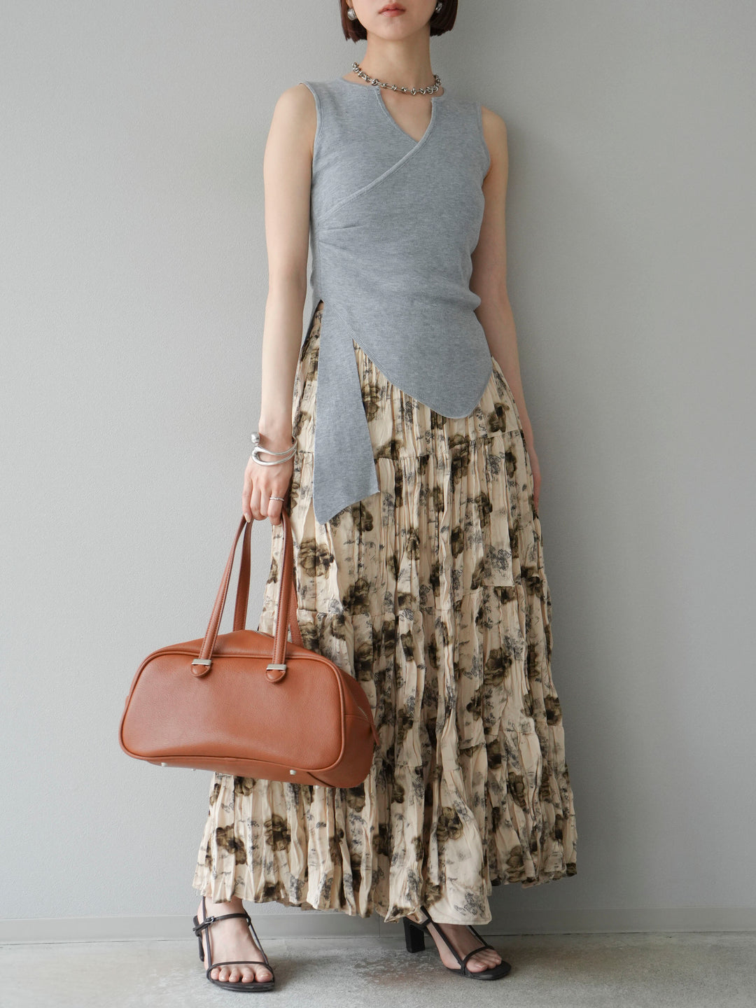 [SET]カシュクールノースリーブニットトップス+フラワーワッシャーロングスカート(2set)