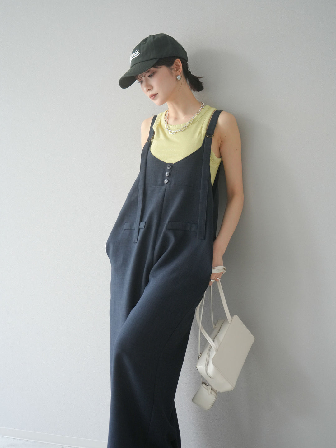 [予約]リネンタッチボタンサロペット/チャコール