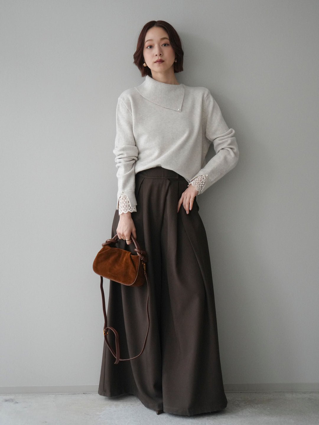 [SET]袖レースパール付き配色ニットトップス+テープベルトタックバギーパンツ(2set)