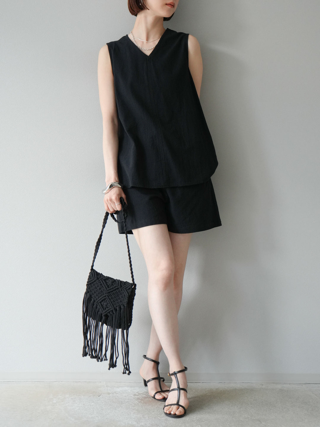 [SET] 仿亞麻V領上衣&amp;短褲套裝 + 仿亞麻V領上衣&amp;短褲套裝 (2set)