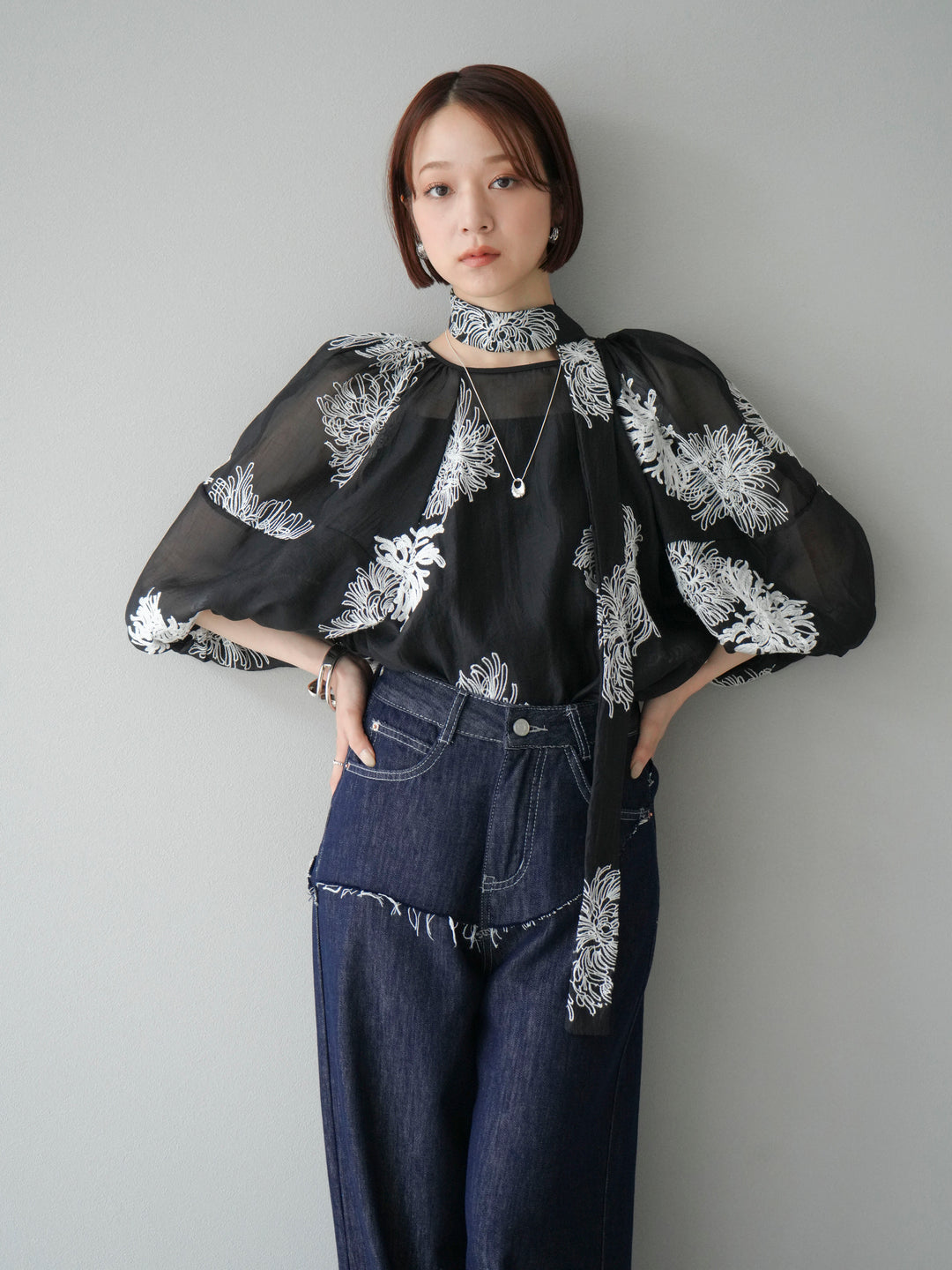 [SET]刺繍シアーバルーンスリーブブラウス+選べるアクセセット(2set)