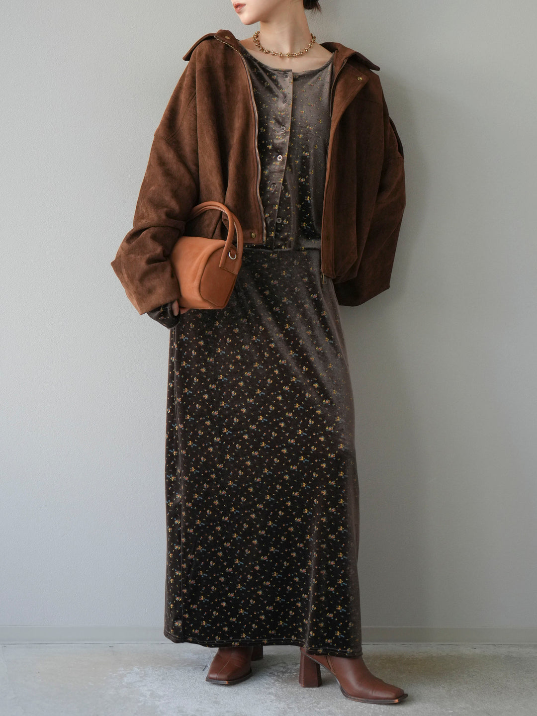 [予約]ベロアフラワープリントIラインスカート/ブラウンxイエロー