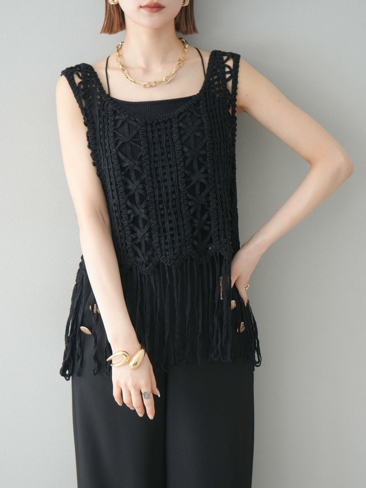 [予約]クロシェフリンジノースリーブトップス/ブラック