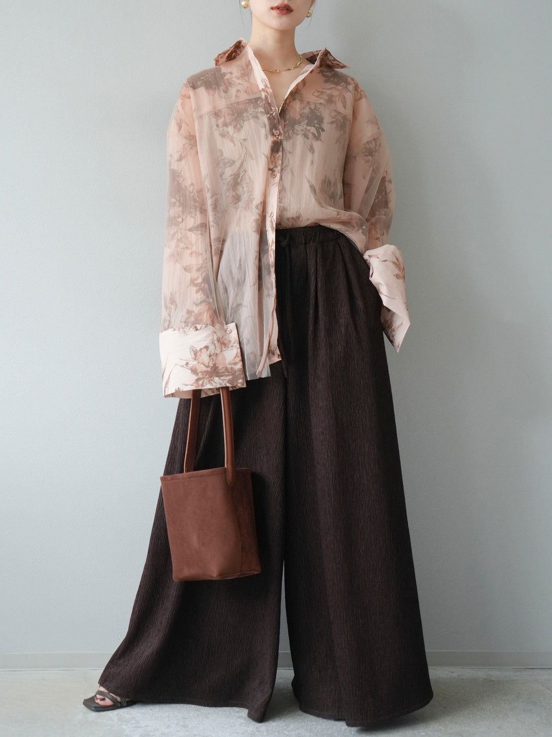 [予約]チュールドッキングフラワー柄オーバーサイズシャツ/ブラウン