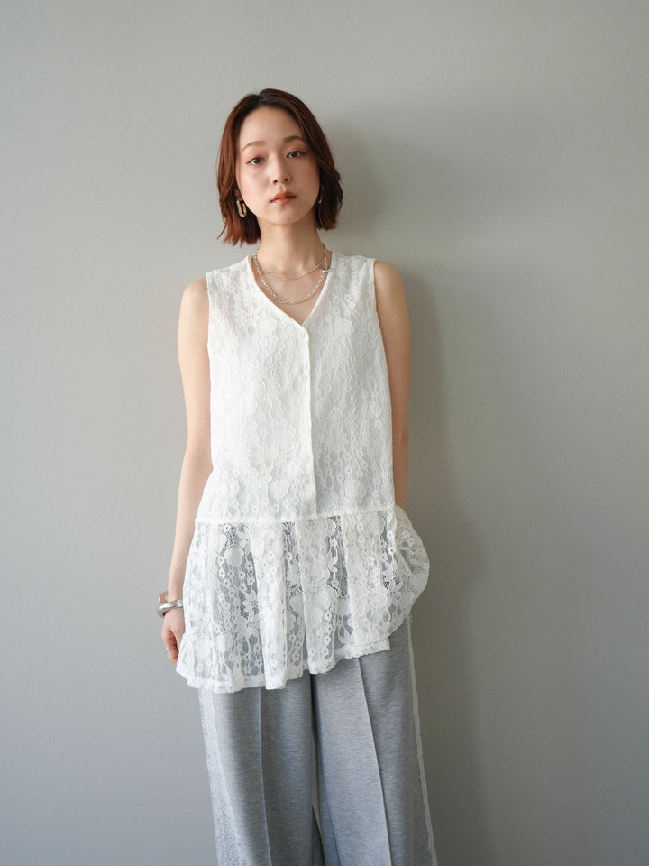 [予約]アシンメトリーレースプリーツベスト/white