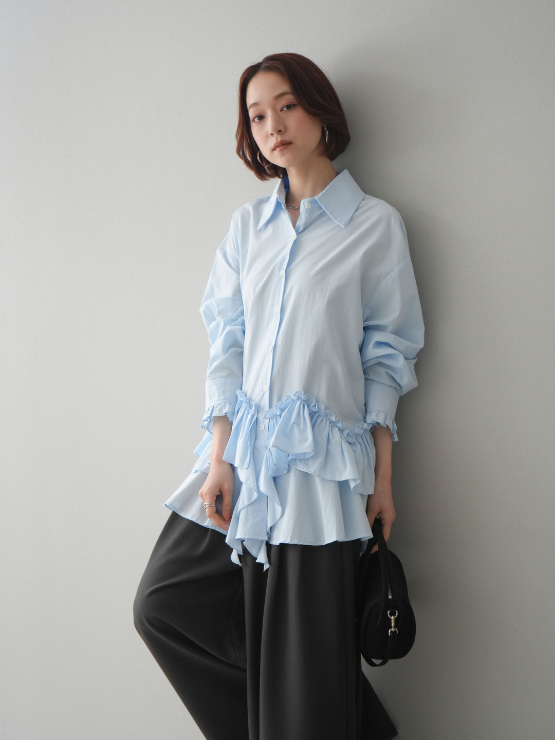 [予約]ラッフルデザインティアードブラウス/blue