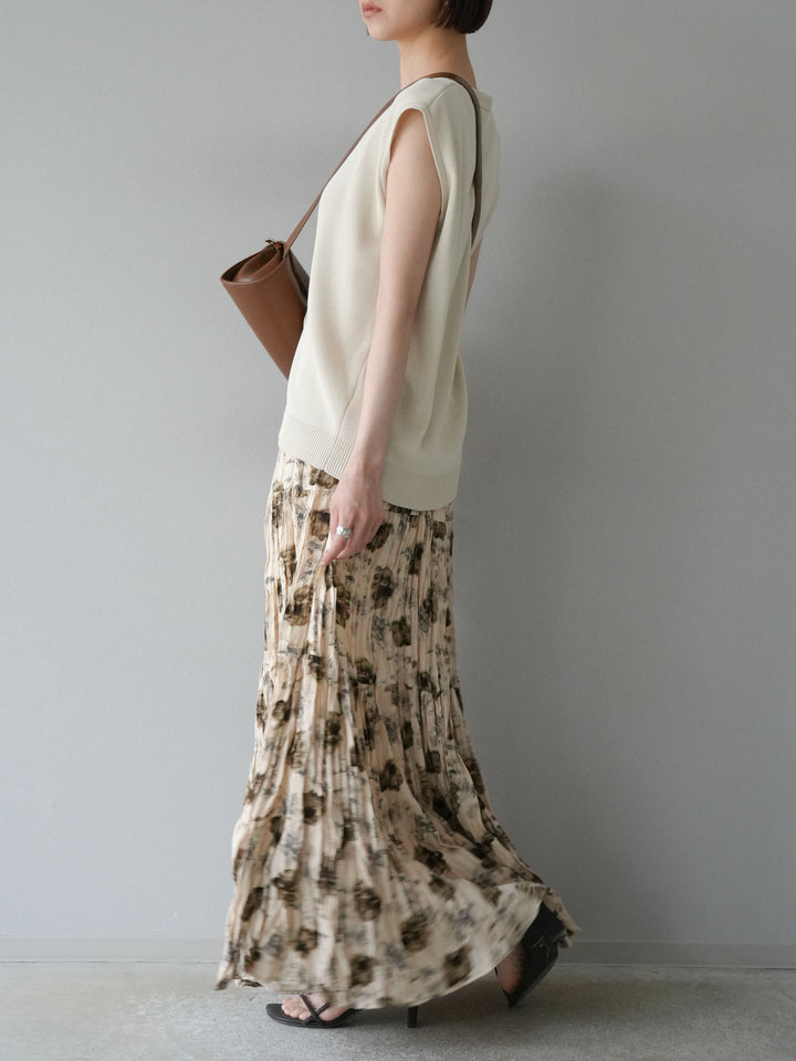 [SET] V領人造絲針織背心+花邊長裙（2件組）